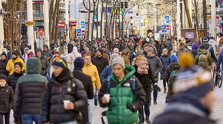 Ülkenin nüfusu çöktü: 1 yıl olmadan 500 bin azaldı