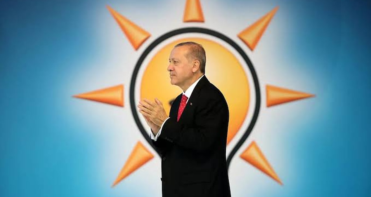 Orhan Miroğlu, AKP'deki liyakatsizlik ve fon vurgununa sert tepki gösterdi