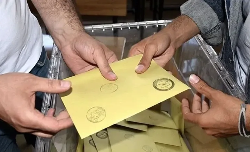 Son ankette dengeleri değiştiren tablo! AKP eridi