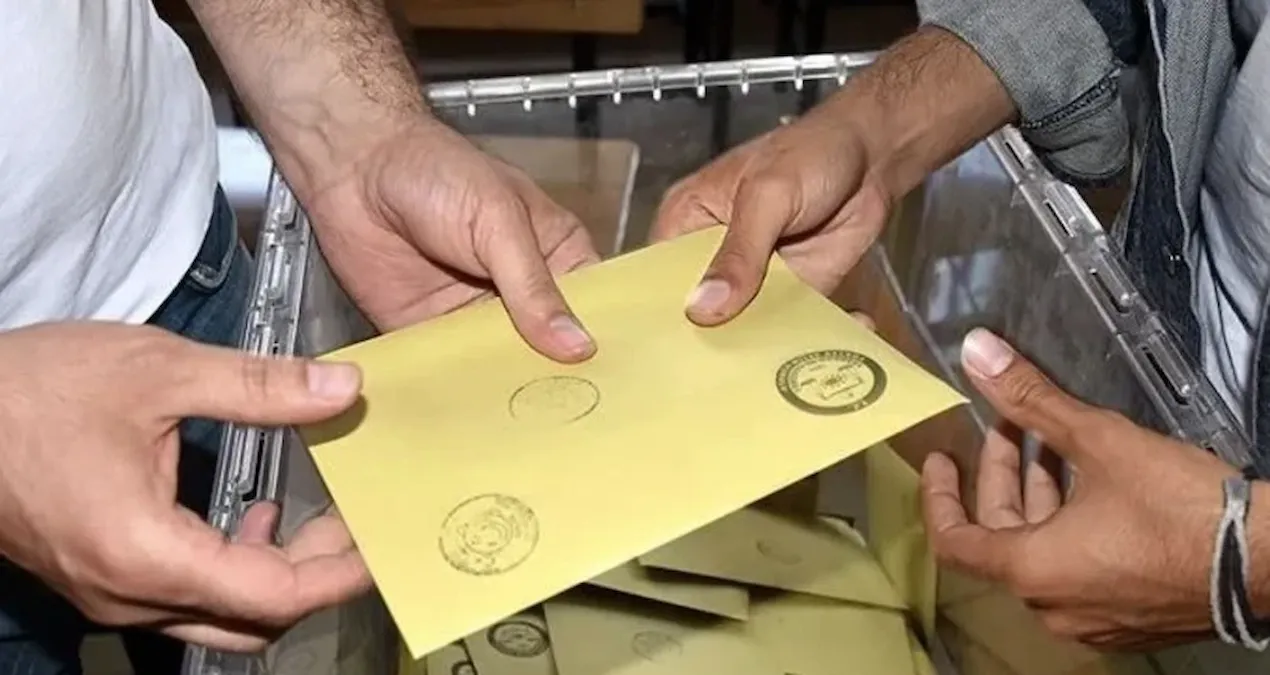 Son ankette dengeleri değiştiren tablo! AKP eridi