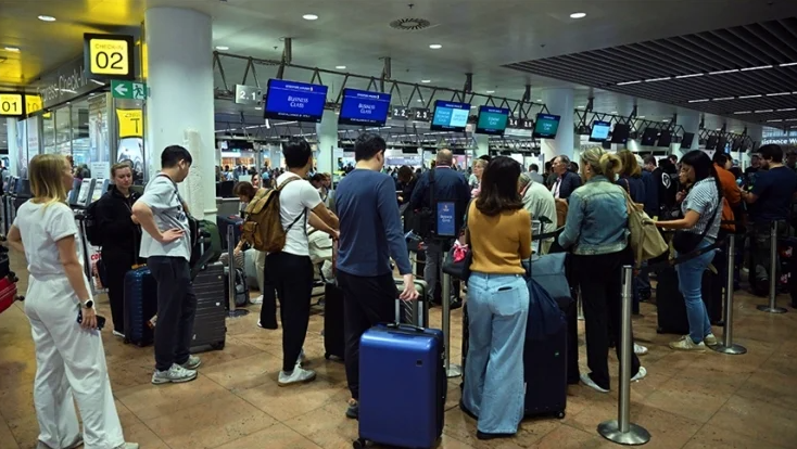Türkiye'yi vizesiz kabul eden ülkede sistem değişti: 1 Kasım'da zorunlu olacak