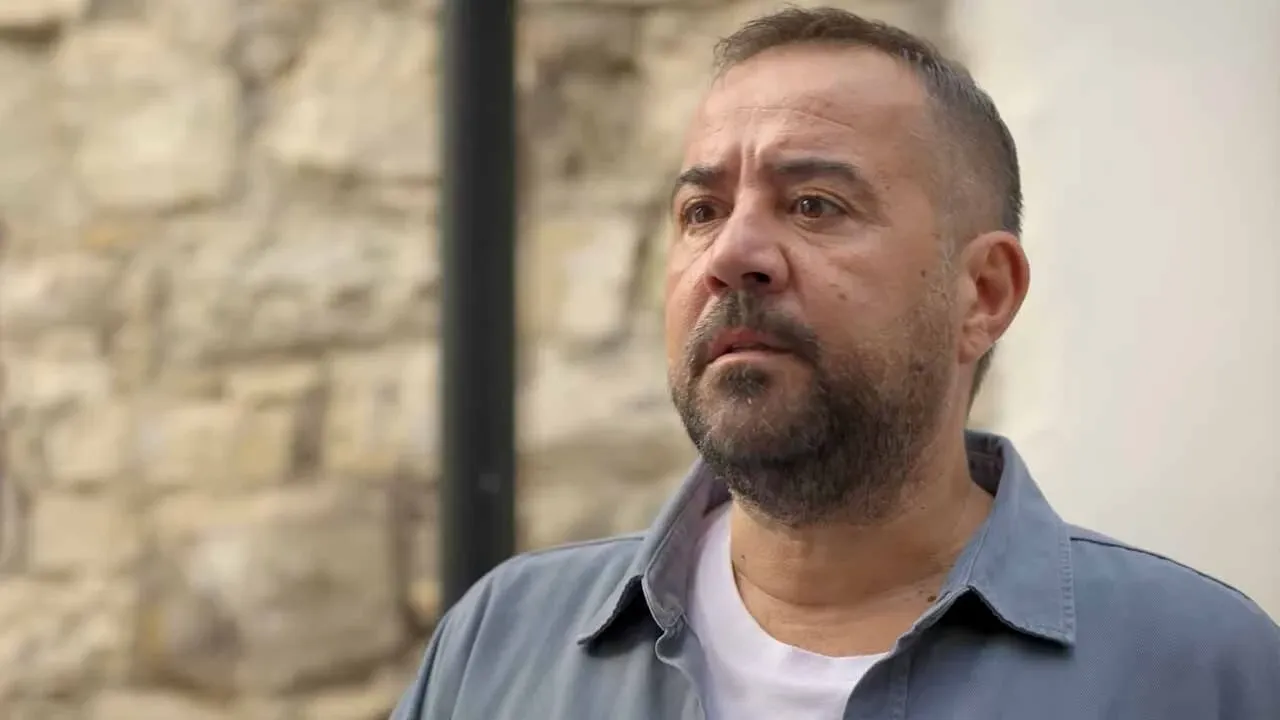 Ata Demirer'den acil uyarı: Hemen polisi arayın!