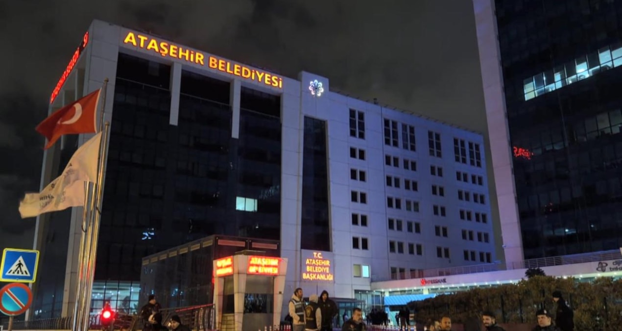 Dengeler değişti, gözler seçime çevrildi.. Ataşehir Belediyesi AK Parti'ye geçiyor..