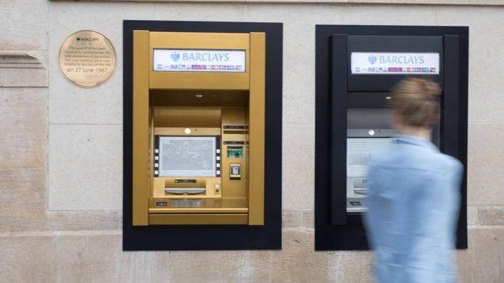 Ünlü banka 5 bin kişiyi işten çıkaracağını duyurdu