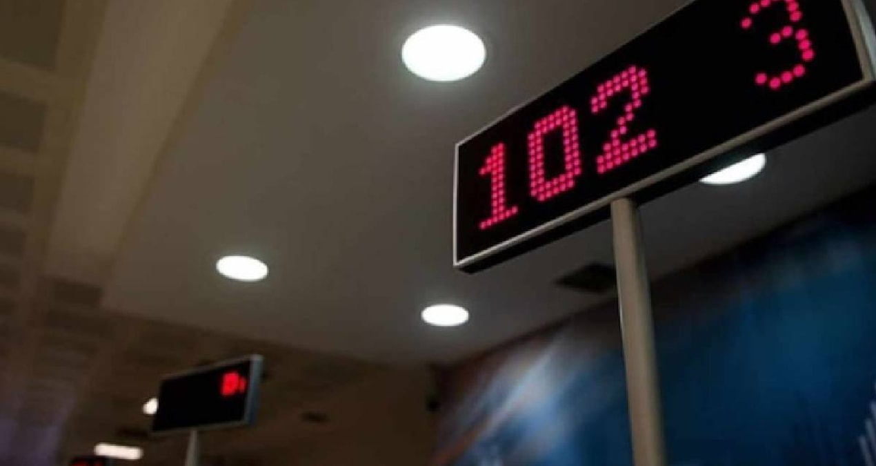 Dev banka 2500 kişiyi işten çıkarıyor: Üst yönetim de listede