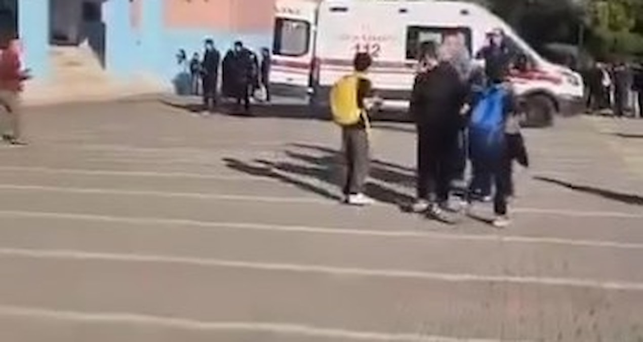 Başakşehir'deki okul saldırısında şüpheli ve ailesi tutuklandı