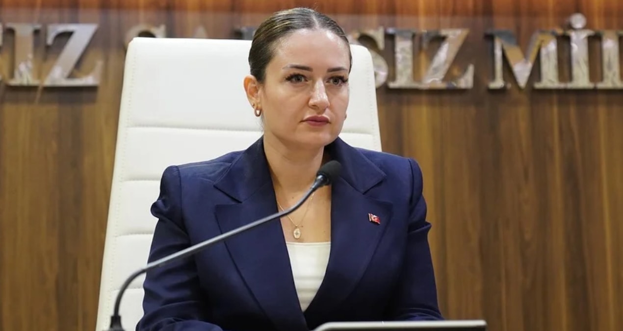 Kulisleri hareketlendiren iddia: Antalya Büyükşehir Belediyesi AKP'ye mi geçiyor?
