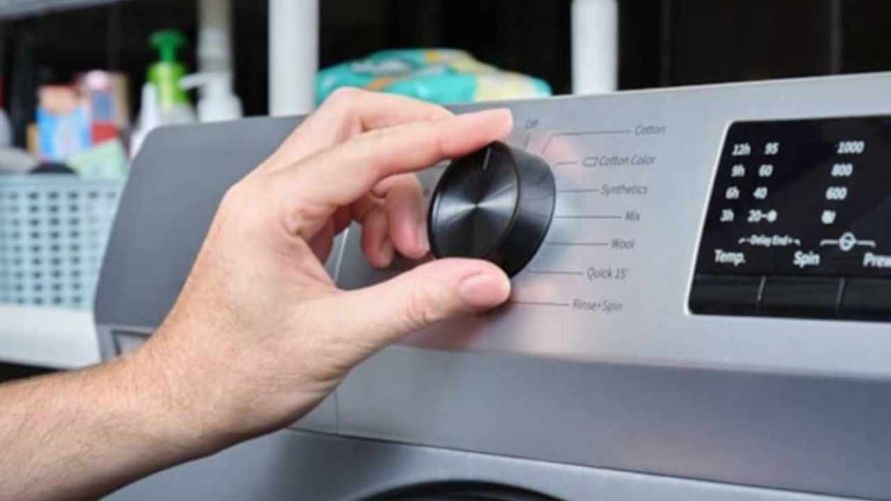 Çamaşır makinesine 2 tane atmak yetiyor: Elektrik faturasını yarı yarıya düşürüyor