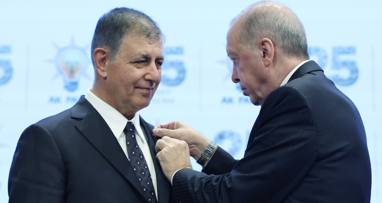 AKP'li vekil Cemil Tugay görüşmesinin detaylarını anlattı: Erdoğan'ın sözlerine mest olmuş