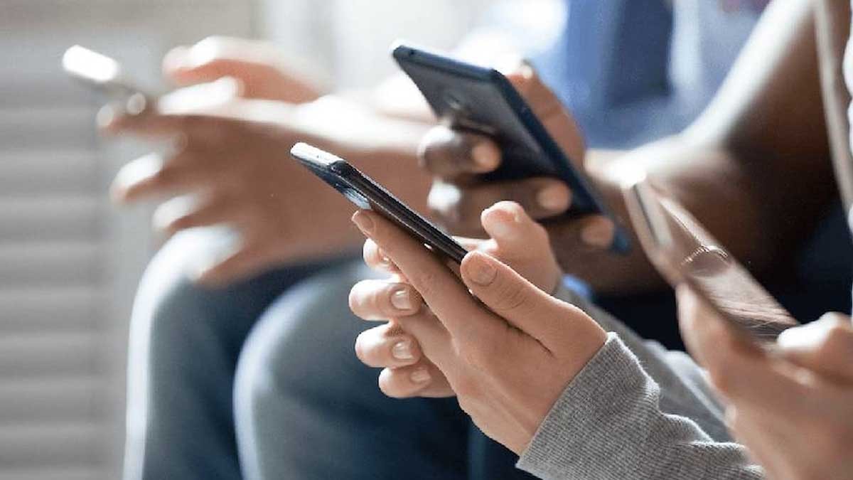 Telefonunda bu hatayı yapanlar büyük tehlikeyle karşı karşıya