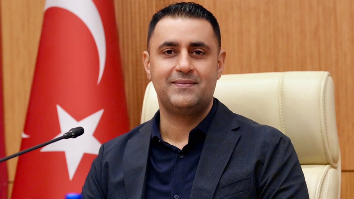 Çukurova Belediye Başkanı Emrah Kozay tutuklandı