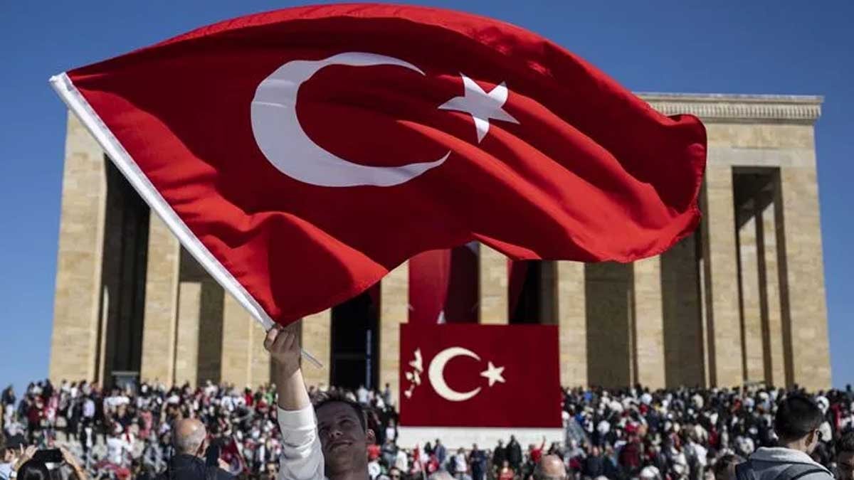 28 Ekim yarım gün mü? Özel sektör ve hafta sonu detayı merak ediliyor