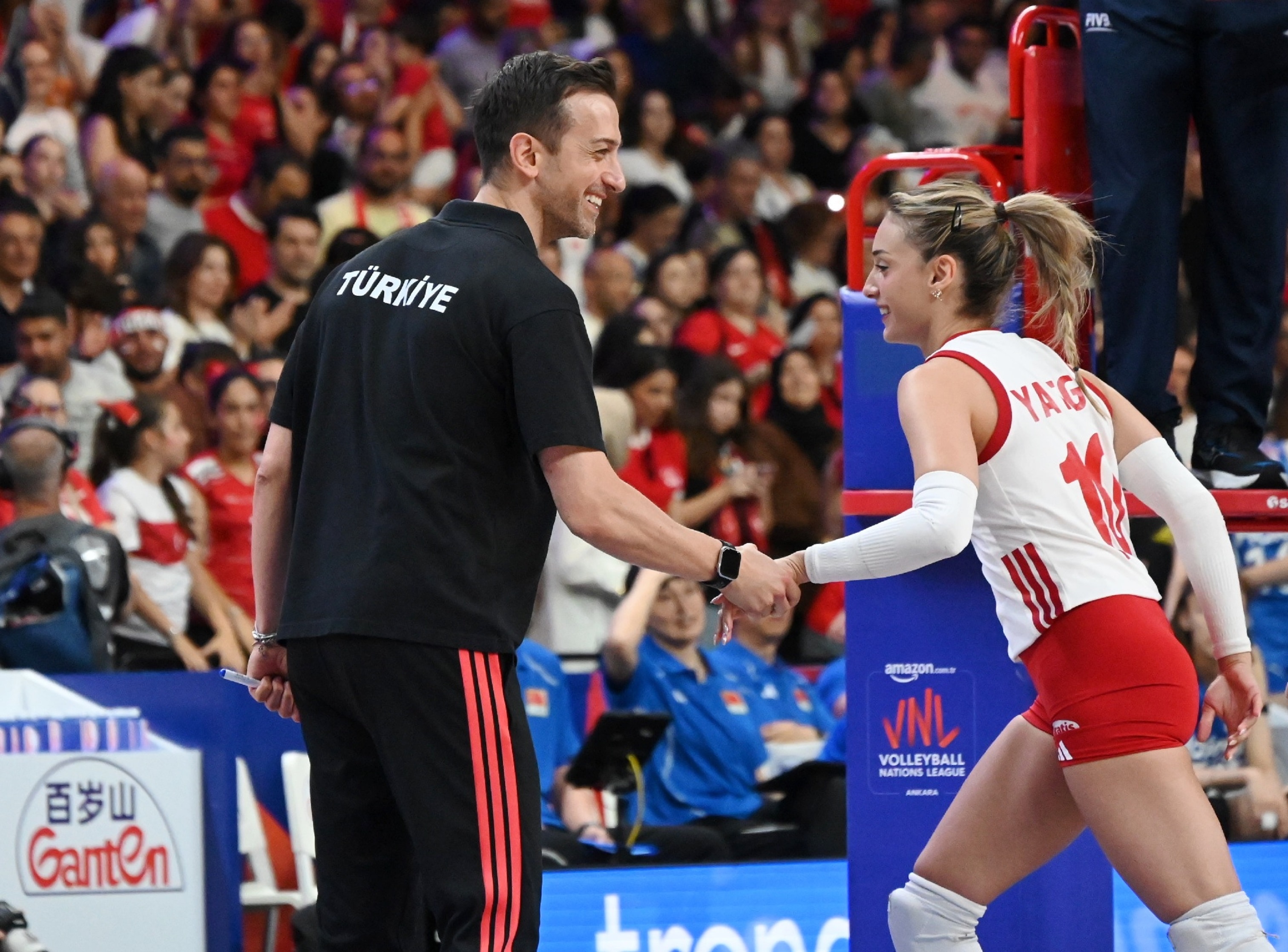 VakıfBank'a Eylül Akarçeşme Yatgın'dan kötü haber