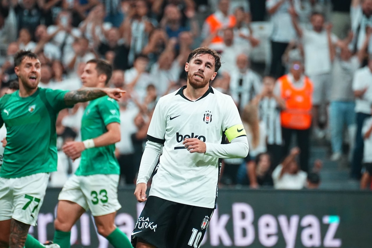 Sahalara ne zaman döneceği merak ediliyordu! Orkun Kökçü'den Beşiktaş'a kötü haber