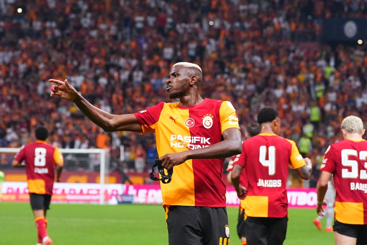 Galatasaray'ın futbolcusu Victor Osimhen'in mutlu günü