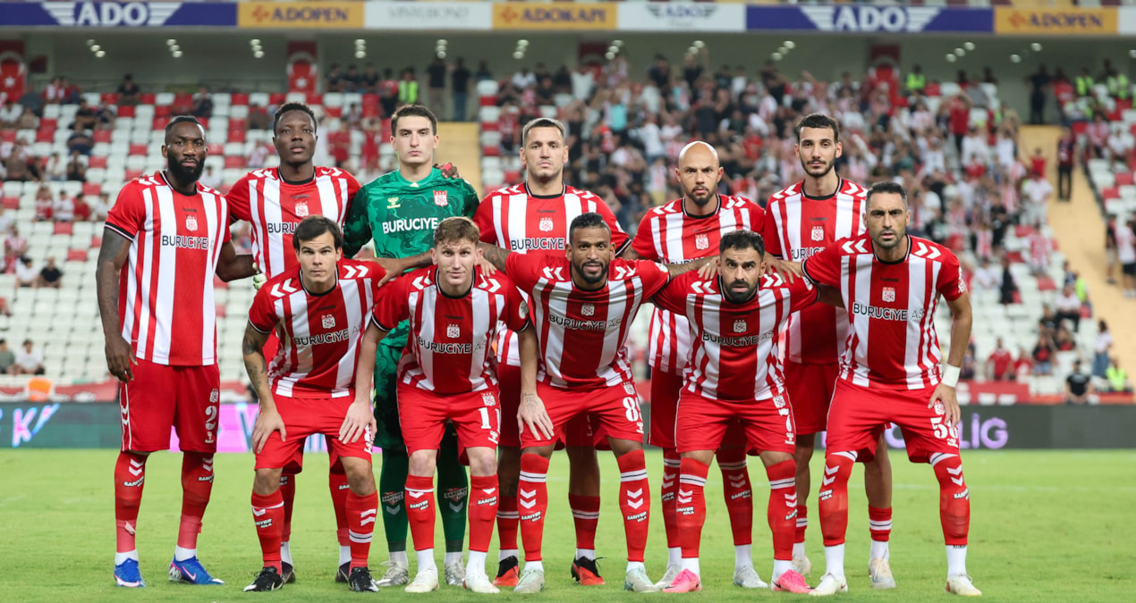Antalyaspor iki golle kupada 4. tura yükseldi