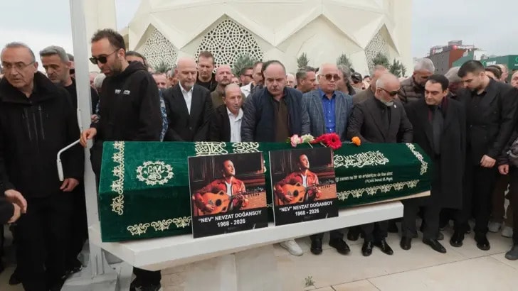 Şarkıcı Nev son yolculuğuna uğurlandı: Menajerinden acı itiraf