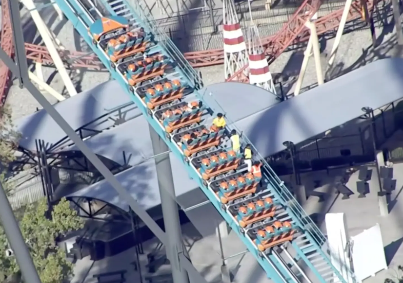 Dehşete düşüren ölüm: Lunaparktaki 61 metrelik hız treninden korku evine düştü