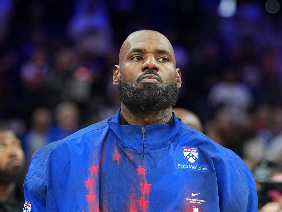 NBA'de heyecan başladı: LeBron James yeni takımıyla ilk kez sahne aldı