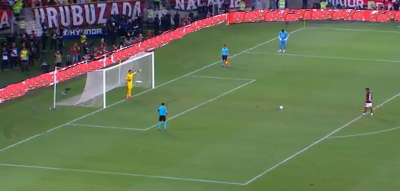 Tüm ülke Muslera'yı konuşuyor: Yarı finalde tarihi performans