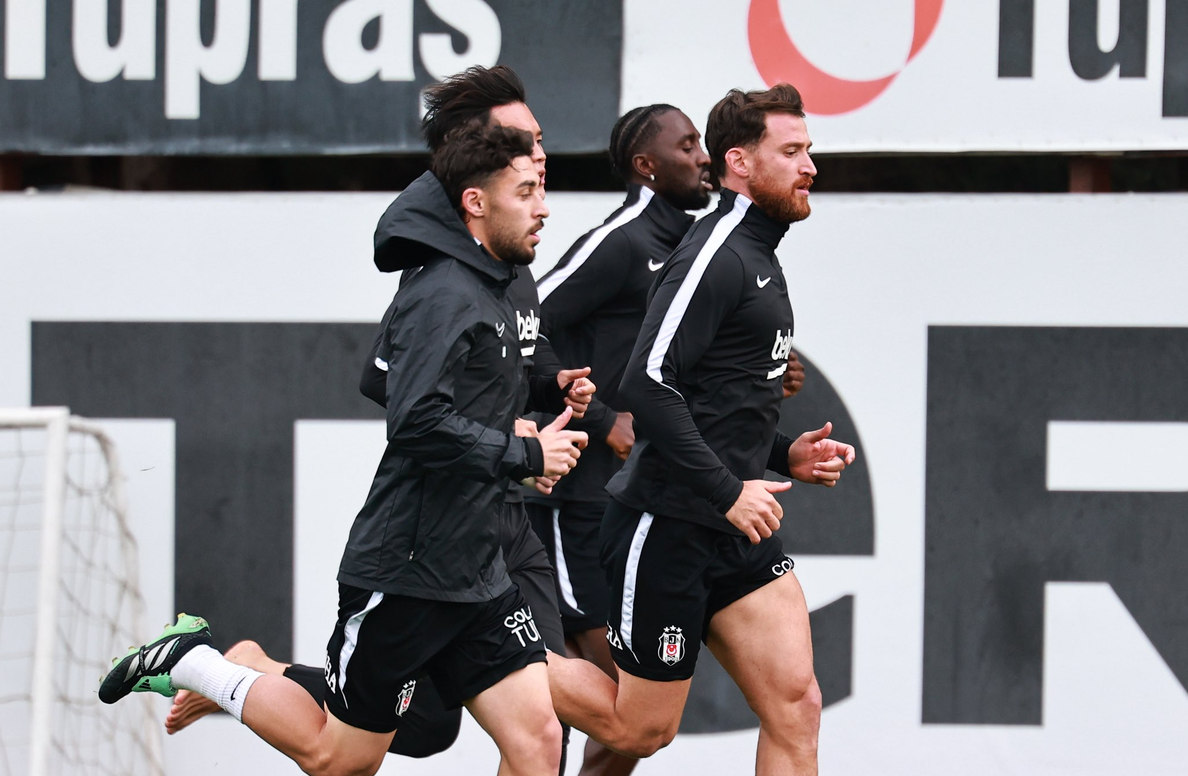 Beşiktaş'ta Başakşehir mesaisi başladı
