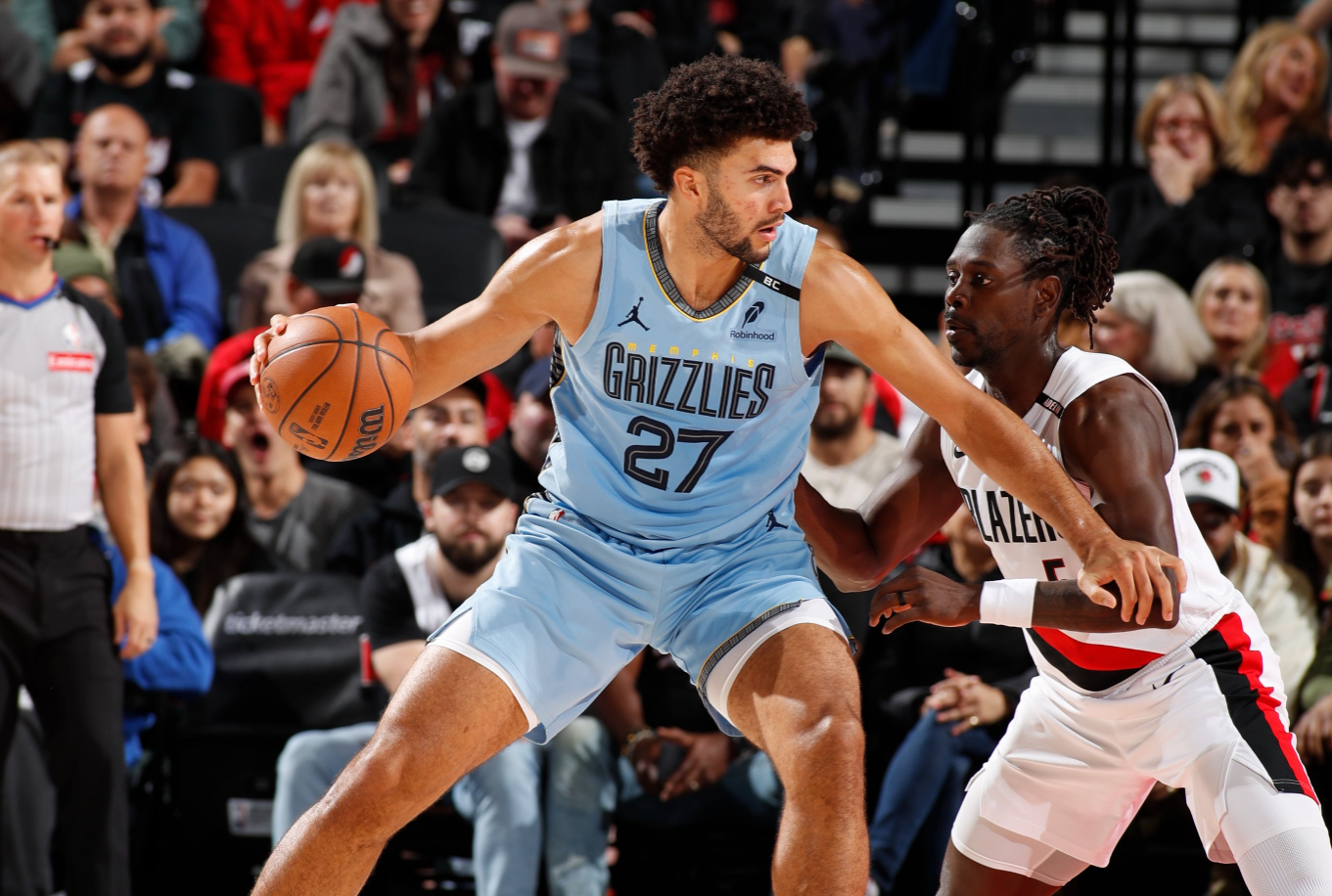 Grizzlies'ın çaylağı triple-double yaptı, farklı zafer geldi