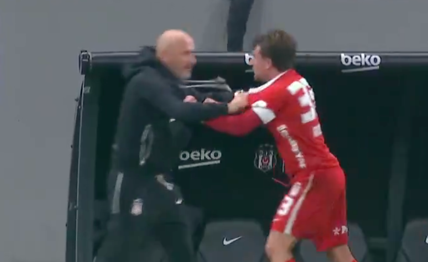 Italiano ve Rıdvan Yılmaz'ın gol sevinci olay oldu! Beşiktaş maçına damga vuran anlar