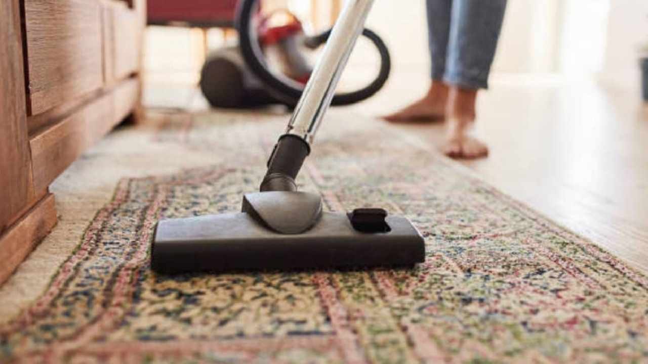 Elektrik süpürgesine 1 avuç koymak yetiyor: Çekim gücü 2 katına çıkıyor, evi tertemiz yapıyor