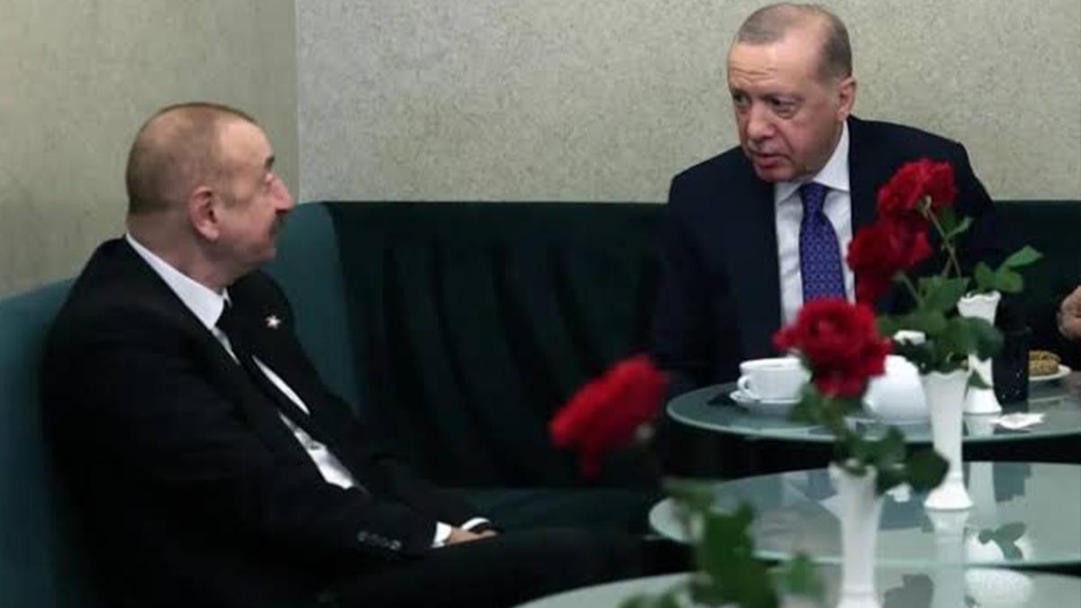 Aliyev'den ilişkileri gerecek yeni adım: Türkiye yerine BAE'ye destek