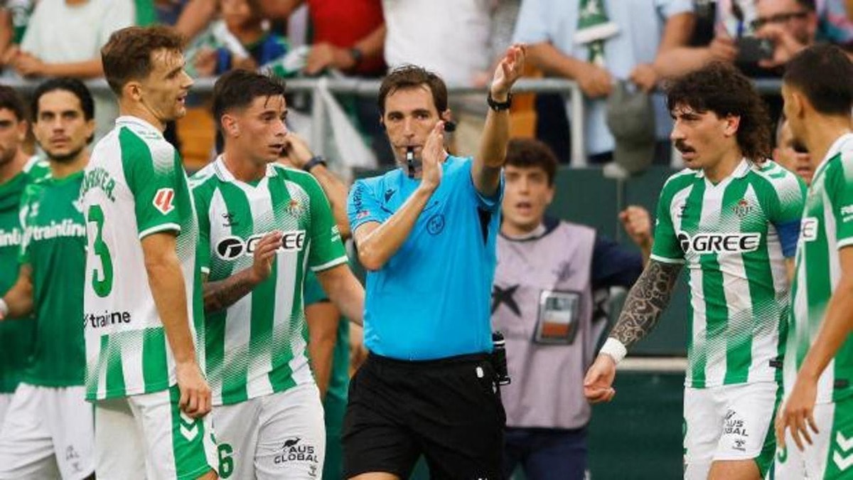 Fenerbahçe'nin kritik maçını İspanyol hakem yönetecek