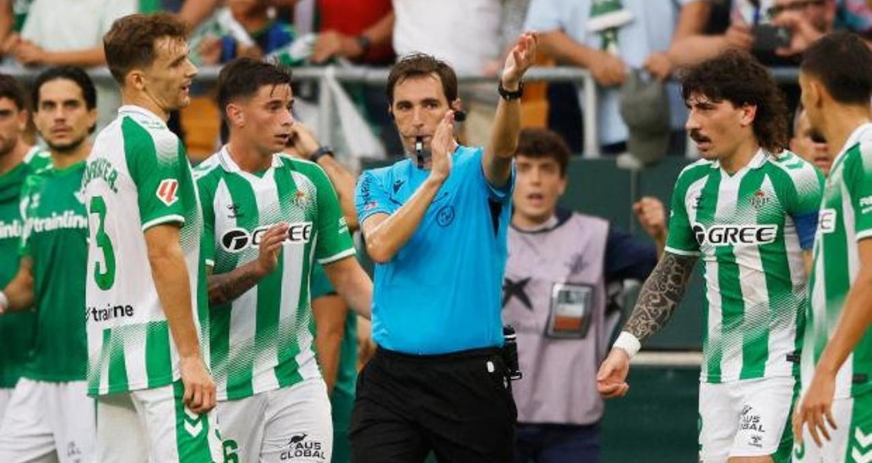 Photo: Sözcü Gazetesi Fenerbahçe'nin kritik maçını İspanyol hakem yönetecek