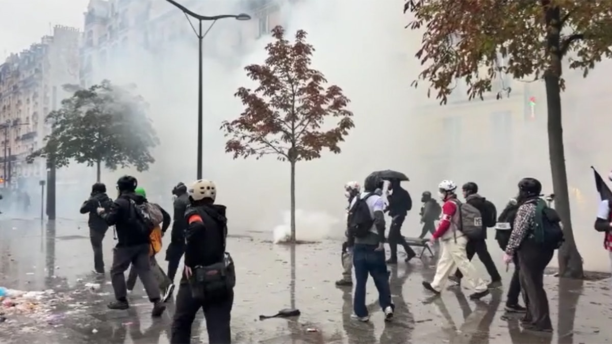 Fransa ve İtalya alarmda: Yüzbinler sokağa indi