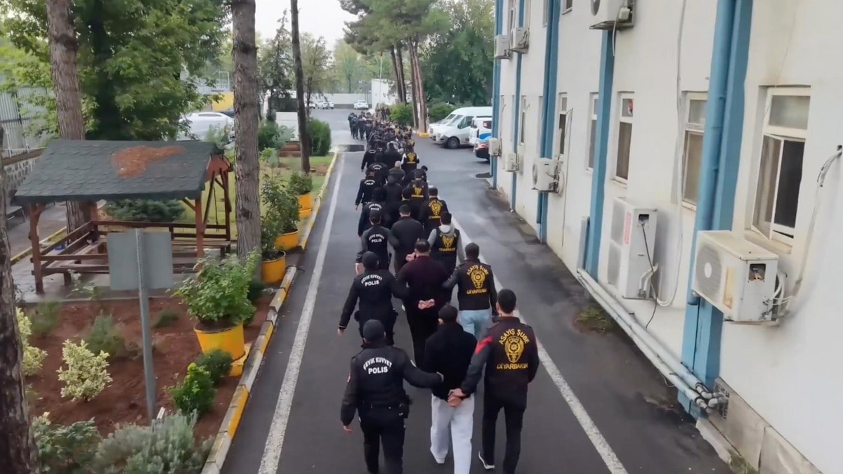 Fuhuş pazarlığı kameralara yansıdı! Telaffuz edilen rakamlar dudak uçuklattı