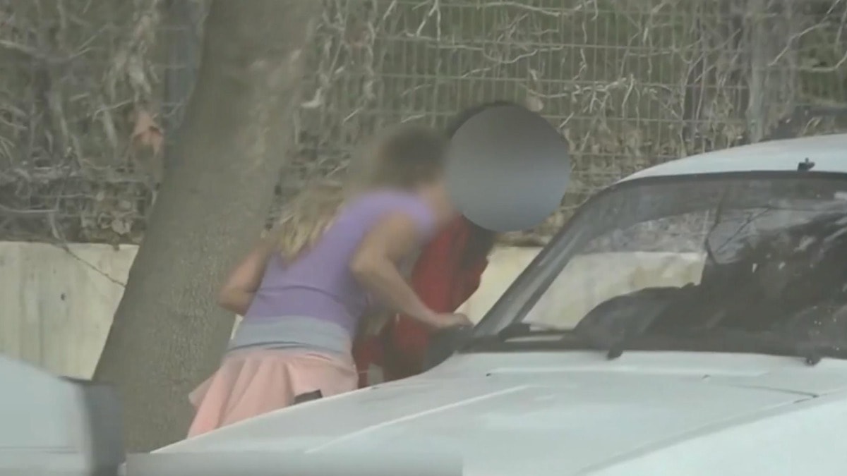 Fuhuş pazarlığı kameralara yansıdı! Telaffuz edilen rakamlar dudak uçuklattı