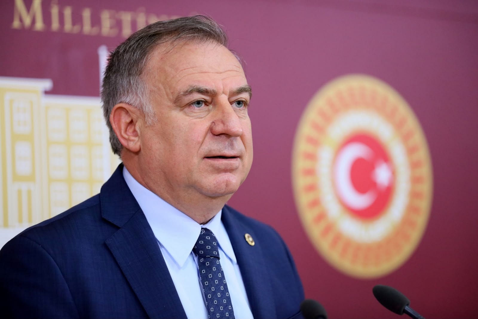 Yeni Parti'li Zeybek'ten fon soruşturmasında dikkat çeken iddialar: "Tera–Adil Varlık ilişkisi açıklanmalı"
