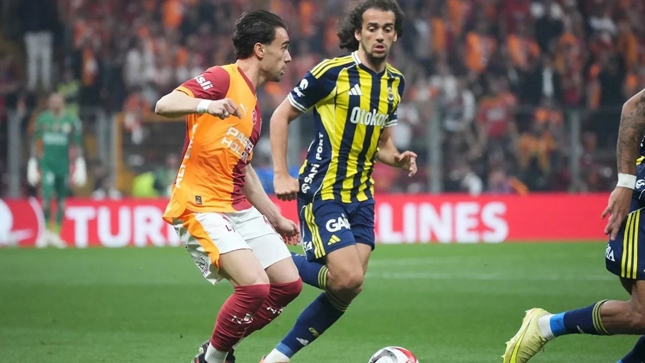 Dev mücadele öncesinde ChatGPT, Gemini, Claude ve Grok da skor tahminlerini paylaştı. 