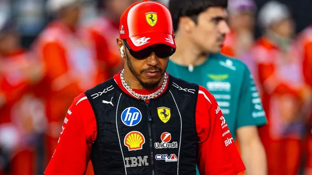 Hamilton Afrika Pistlerinde Kalacak