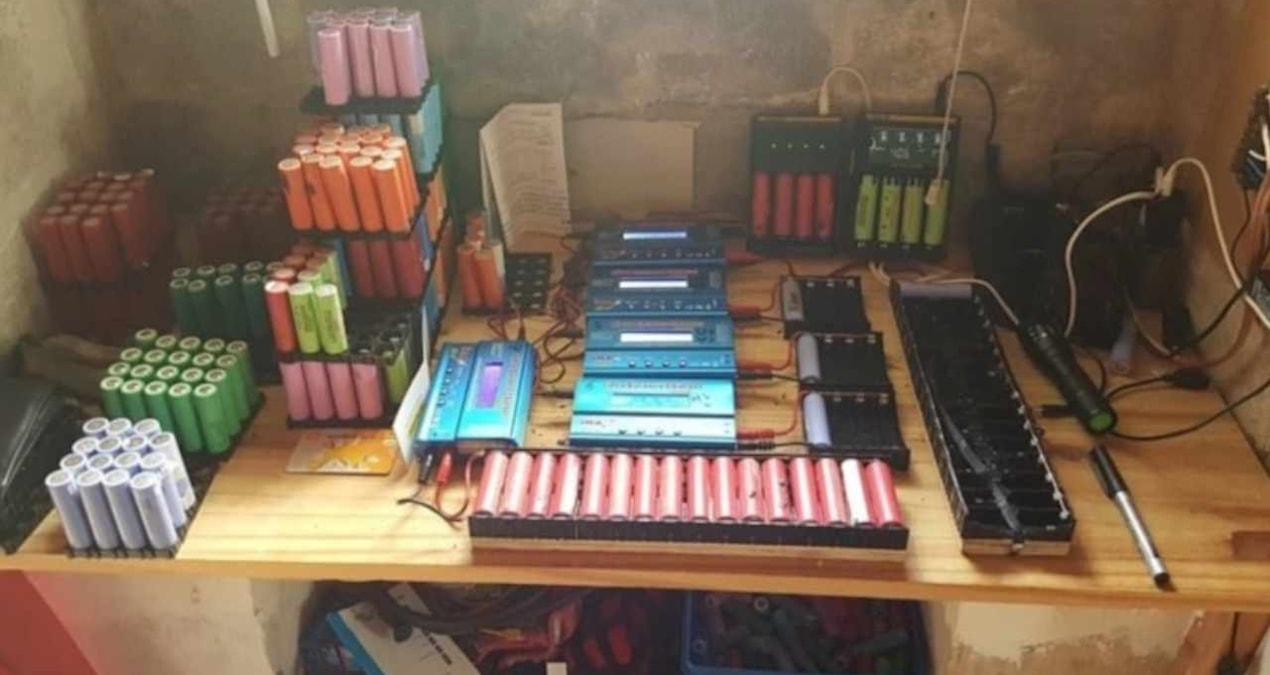 Herkesin çöpe attığı parçaları topladı: 10 yıldır bedava elektrik kullanıyor