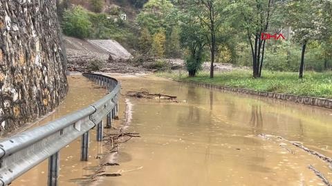 Sakarya’da heyelan paniği! İki mahalleye ulaşım kesildi