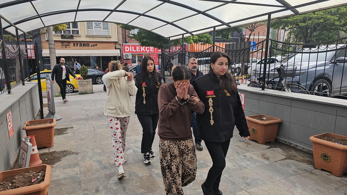 2 kadın hırsız yakalandı! Üzerlerinden çıkanlar şaşırttı