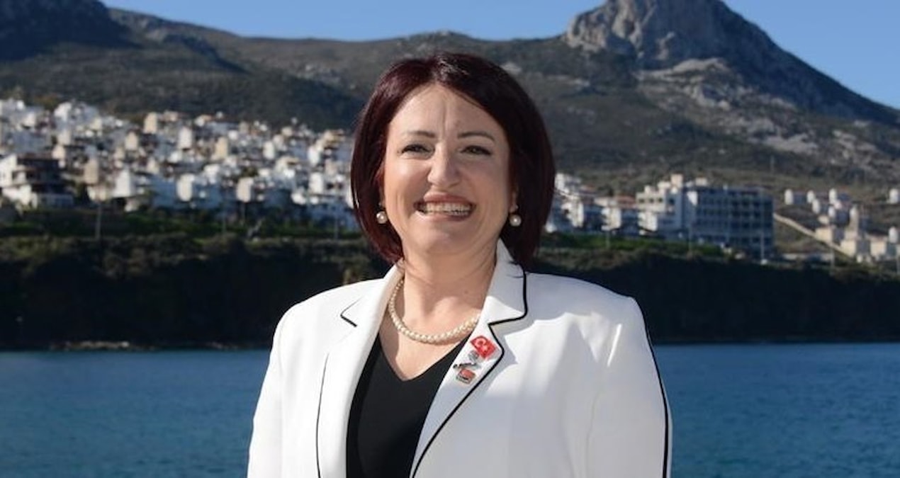 İzmir'de bir ilçe belediyesi daha YENİ Parti'den istifa etti