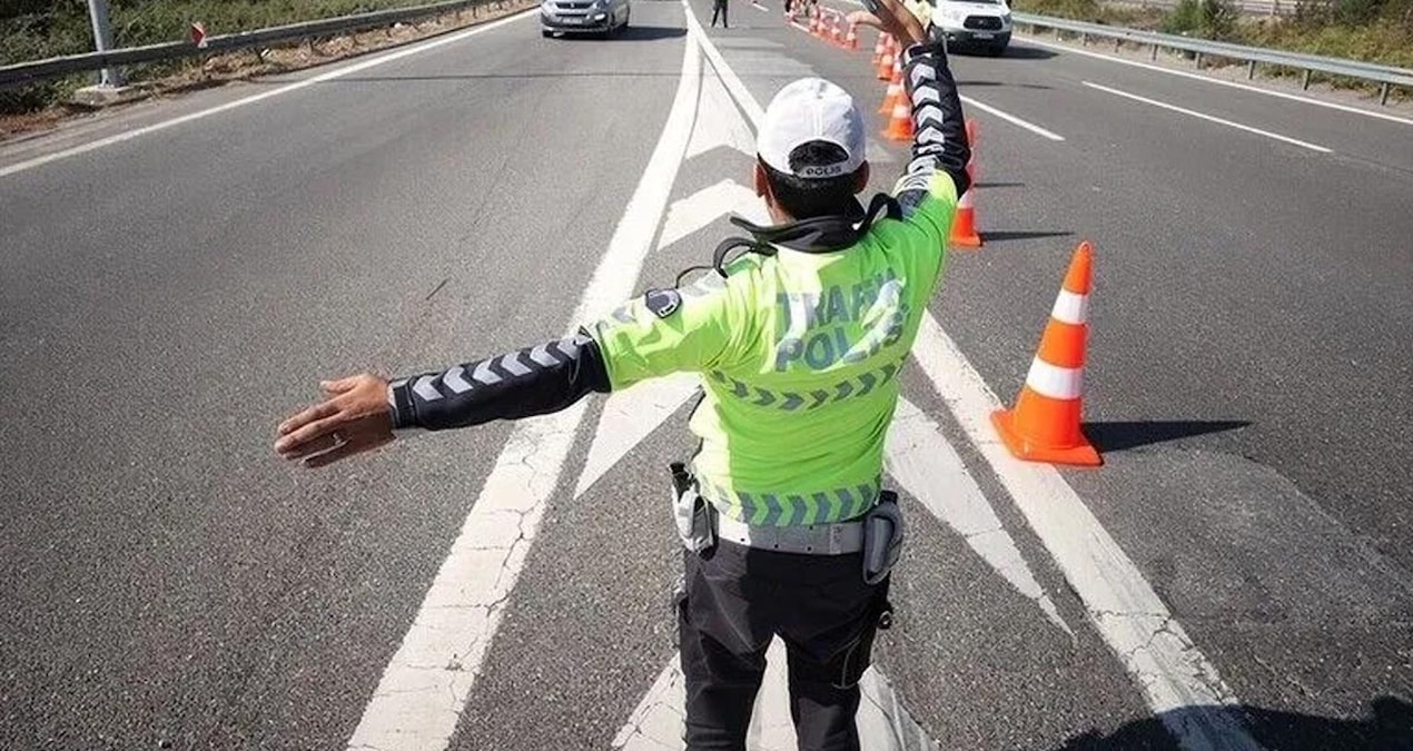 İstanbul’da yarın çok sayıda yol trafiğe kapatılacak: Alternatif güzergahlar açıklandı