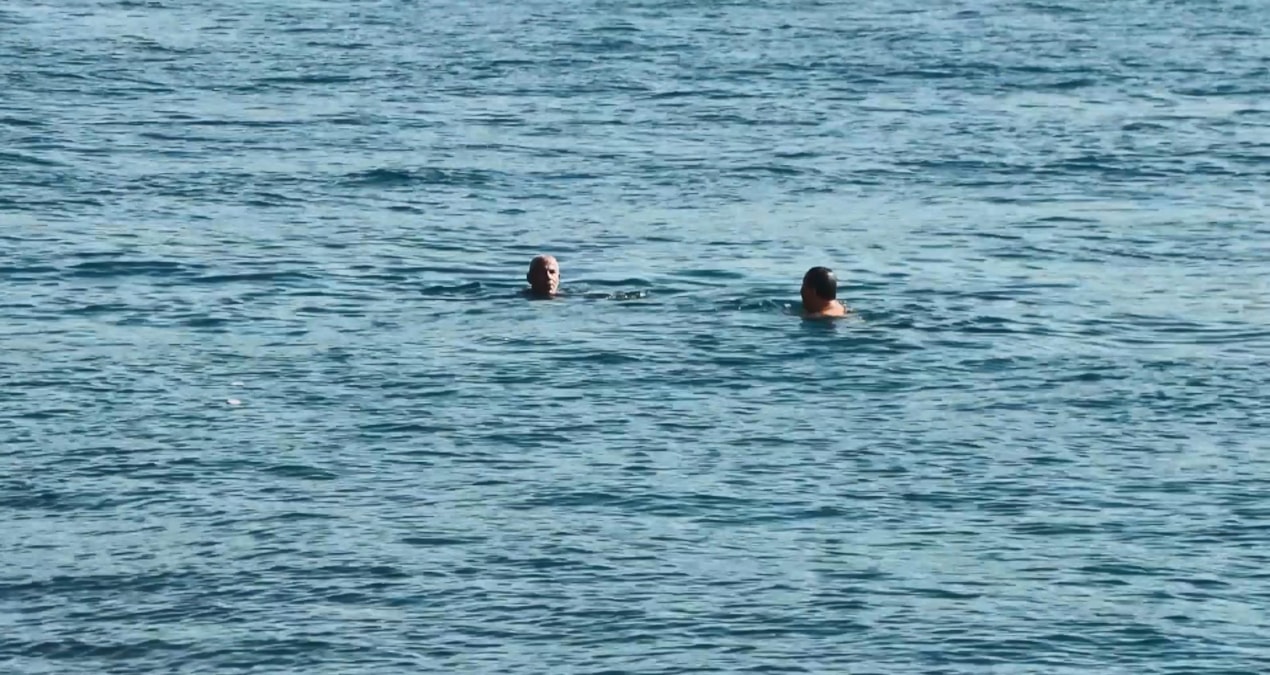 İstanbul'da pastırma yazı sürprizi: Ekim ayında Boğaz'da deniz keyfi!