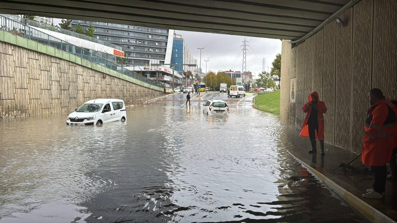 İstanbul'da sel sonrası kayıpları aramada dördüncü gün