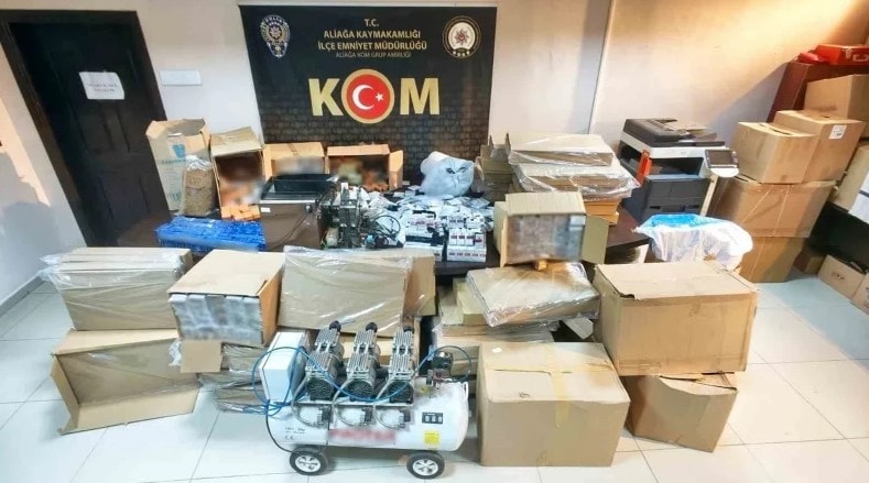 İzmir’de kaçakçılık operasyonu: 412 bin makaron ele geçirildi