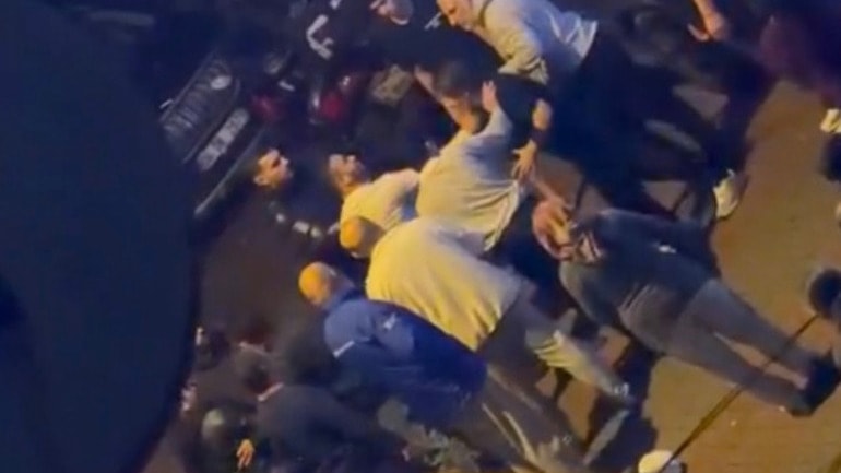 İstanbul’da takip ettiği kadına tacizde bulundu: Mahalleli çıkmaz sokakta yakaladı