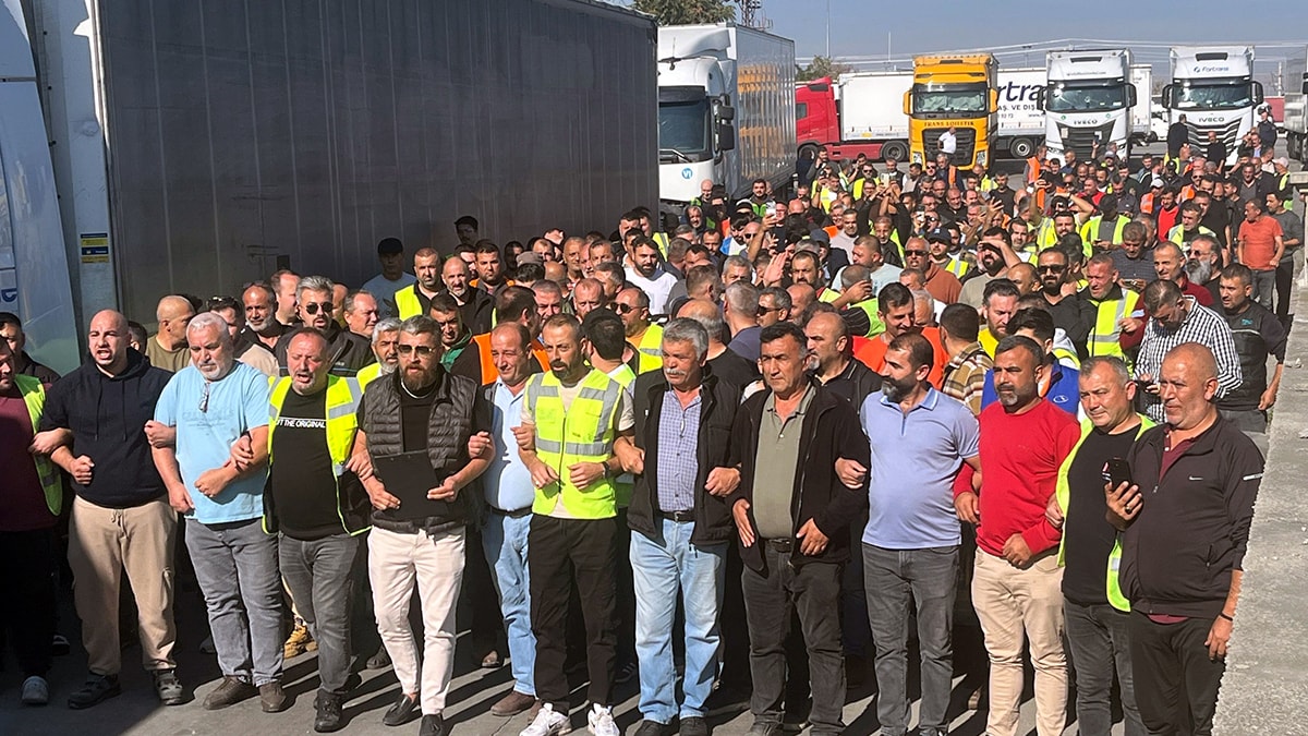 Kapıkule’de 5 saatlik eylem! TIR şoförleri çözüm bekliyor