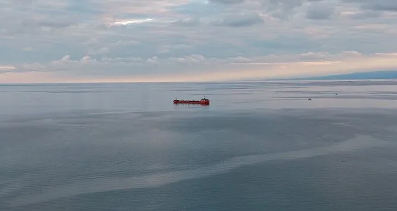 Karadeniz’de gemiye saldırı: Kayıp denizciler aranıyor