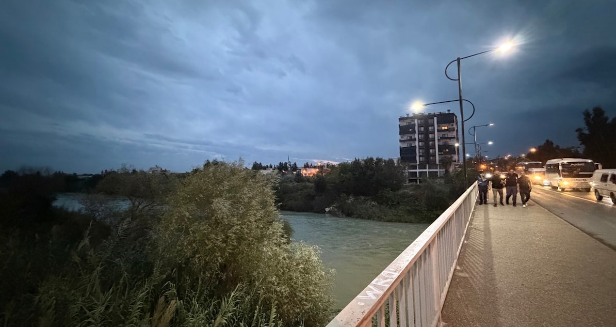 Aracını Mersin Köprüsü'ne park eden avukat Remzi Meydan için arama çalışmaları sürüyor