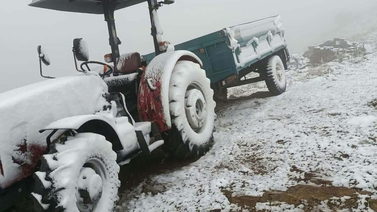 Kentte kar sürprizi! Her yer beyaza büründü